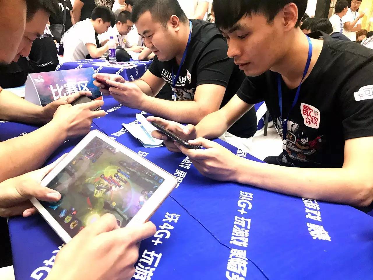 官方公布LPL夏季总决赛海报：是BLG两冠加冕，还是WBG突破队史？