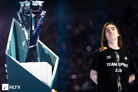 Ruler艾希一打二反杀独木难支 Crisp芮尔波波好开WBG先拿赛点