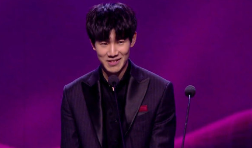 资讯只有抱定必死的决心 才能使其生涯光辉绽放